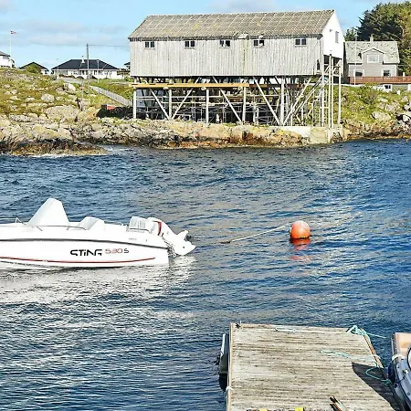 Hellesoy Tjeldsto